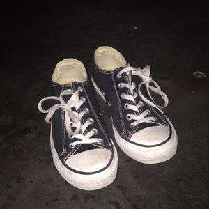 black converse
